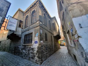 Amed Alleys
