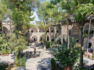 Delîlan Caravanserai Courtyard – 2
